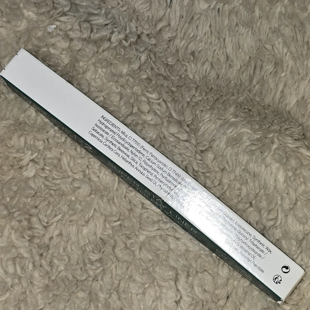 Wunder2 Super Stay Liner--- Glitter Emerald NIB